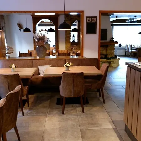 Hotel-pension Zum Paradies Отель 2*