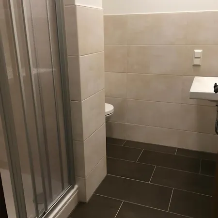 Hotel Hotel-pension Zum Paradies