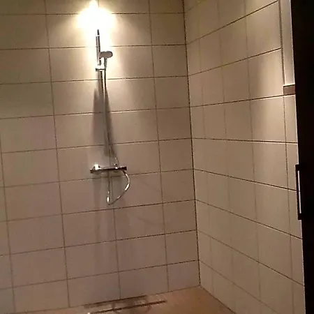 Hotel-pension Zum Paradies 2*