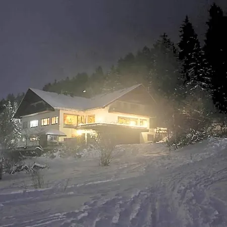 فندق Hotel-pension Zum Paradies 2*