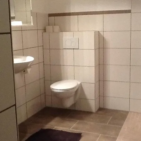 فندق Hotel-pension Zum Paradies