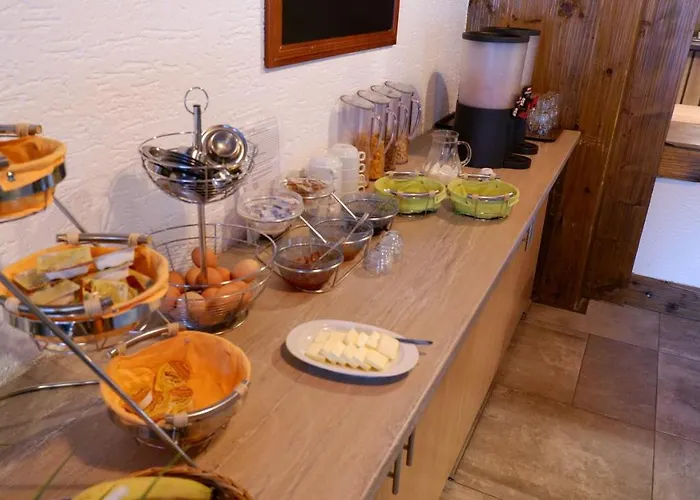 Hotel-pension Zum Paradies Hotel Willingen (Upland)