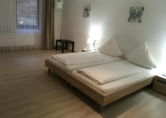 Hotel-pension Zum Paradies Willingen (Upland)