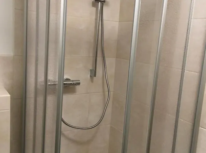 Hotel Hotel-pension Zum Paradies